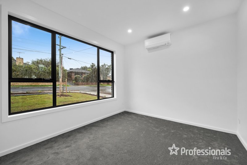 Photo - 23 Liege Avenue, Noble Park VIC 3174 - Image 9