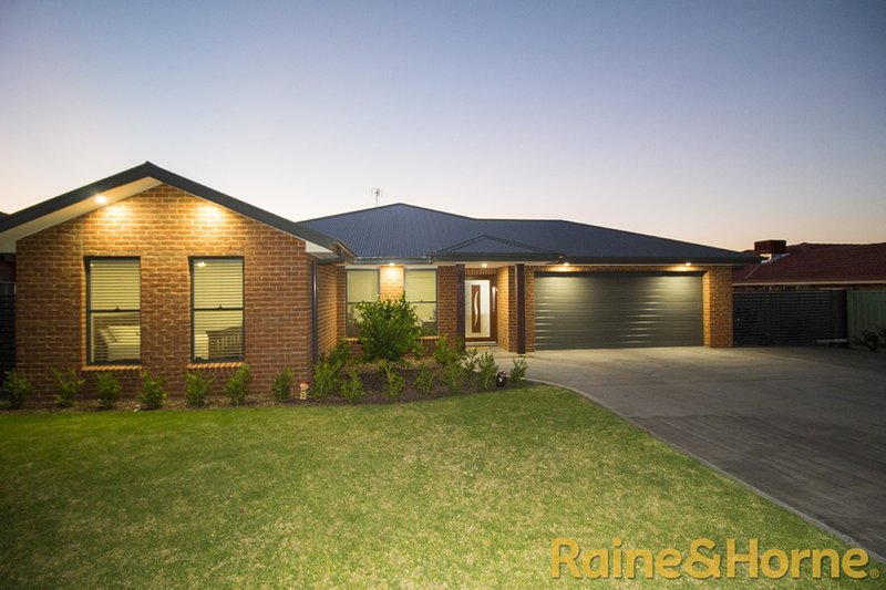 23 Lincoln Parkway, Dubbo NSW 2830