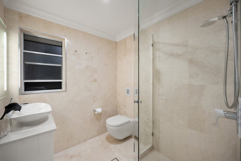 Photo - 23 Lindfield Circuit, Robertson QLD 4109 - Image 16