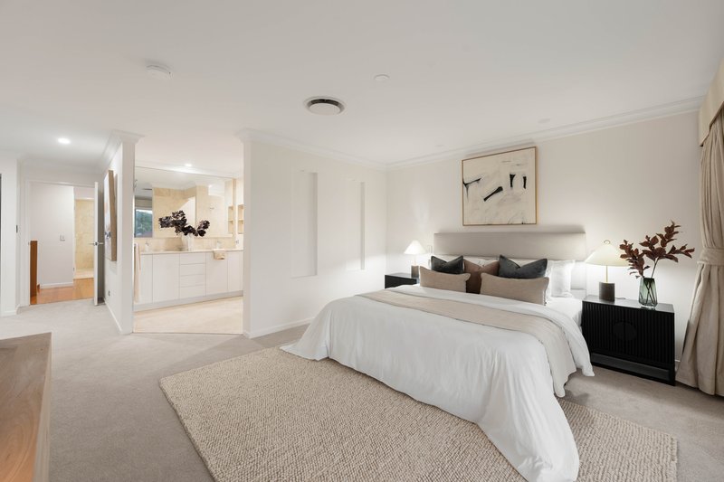 Photo - 23 Lindfield Circuit, Robertson QLD 4109 - Image 19