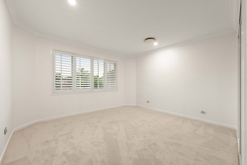Photo - 23 Lindfield Circuit, Robertson QLD 4109 - Image 26