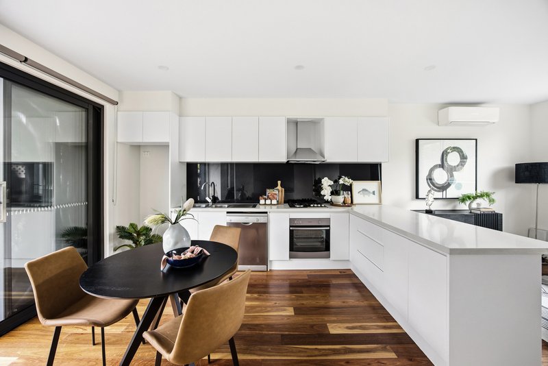 Photo - 2/3 Loddon Avenue, Reservoir VIC 3073 - Image 6