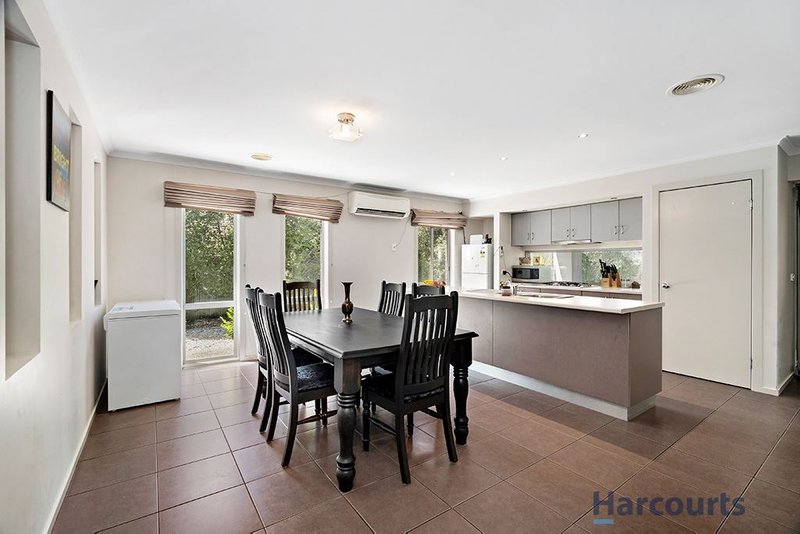 Photo - 23 Lowry Crescent, Miners Rest VIC 3352 - Image 5