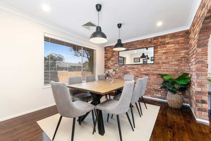 Photo - 23 Lucinda Avenue, Georges Hall NSW 2198 - Image 4