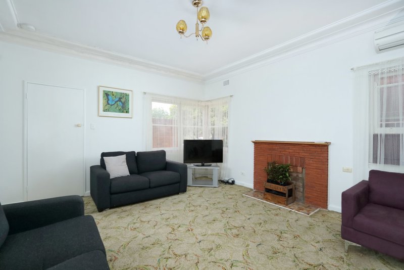 Photo - 23 Lyla Street, Narwee NSW 2209 - Image 3