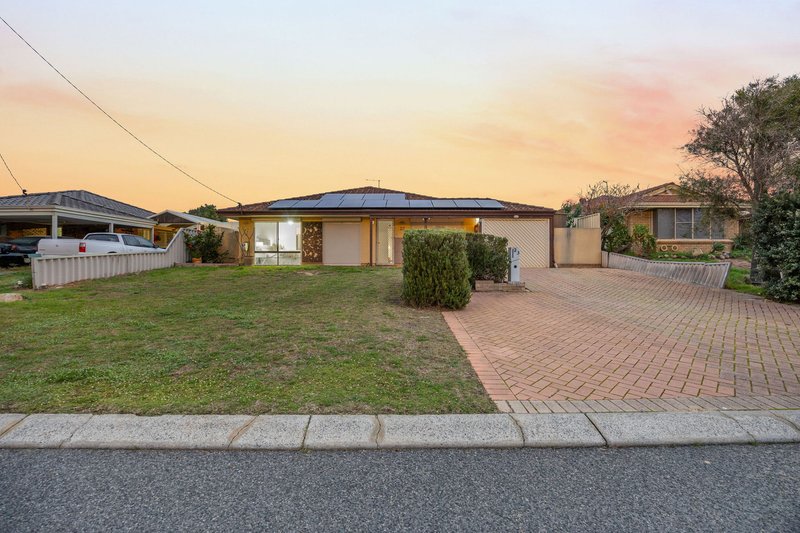 Photo - 23 Lynas Way, Quinns Rocks WA 6030 - Image 1