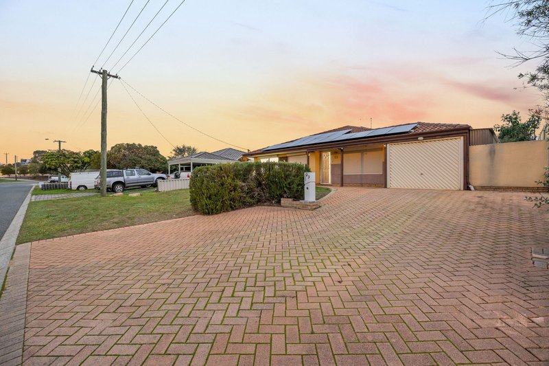 Photo - 23 Lynas Way, Quinns Rocks WA 6030 - Image 2