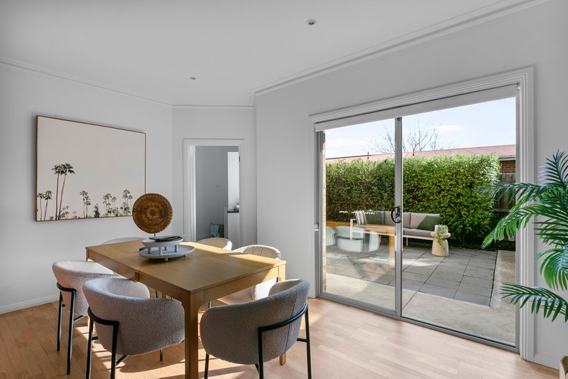 Photo - 2/3 Mack Street, Reservoir VIC 3073 - Image 5