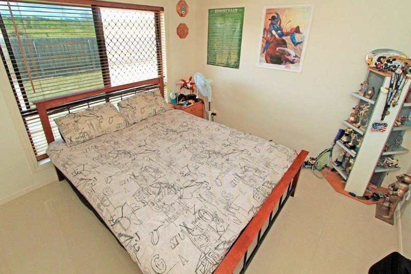 Photo - 23 Maclyn Avenue, Glenlee QLD 4711 - Image 8