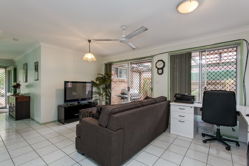 Photo - 23 Maitland Street, Forest Lake QLD 4078 - Image 5