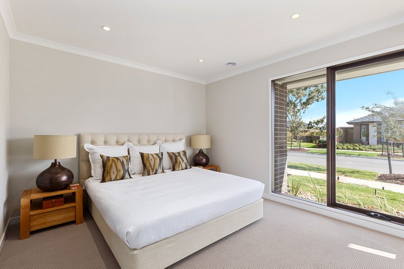 Photo - 23 Mallorca Drive, Wollert VIC 3750 - Image 6