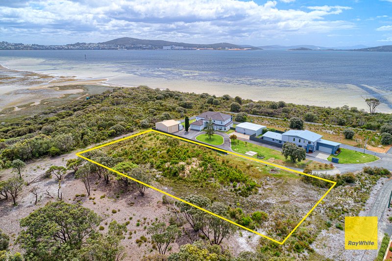 23 Marine Terrace, Little Grove WA 6330