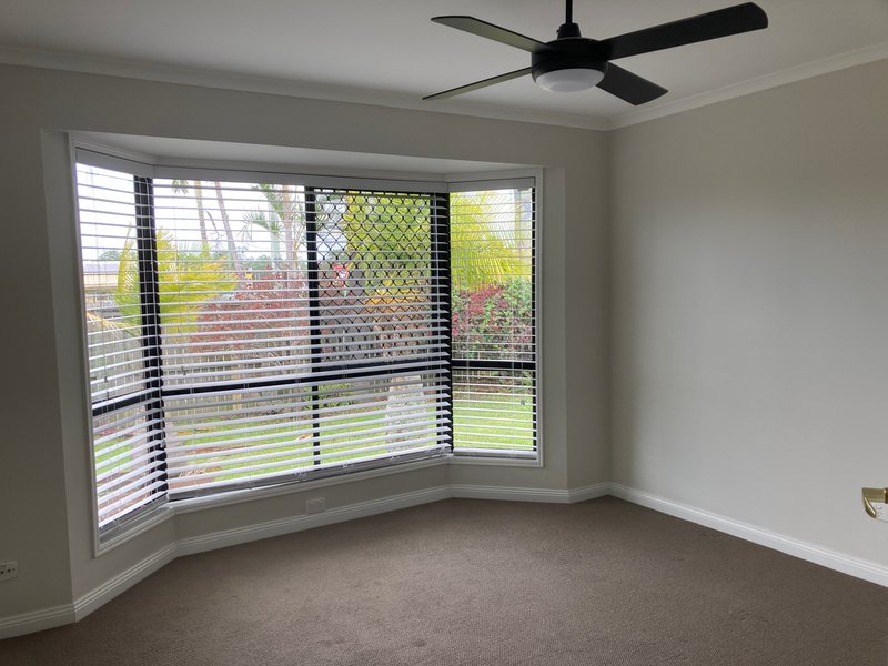 Photo - 23 Mariner Boulevard, Deception Bay QLD 4508 - Image 7