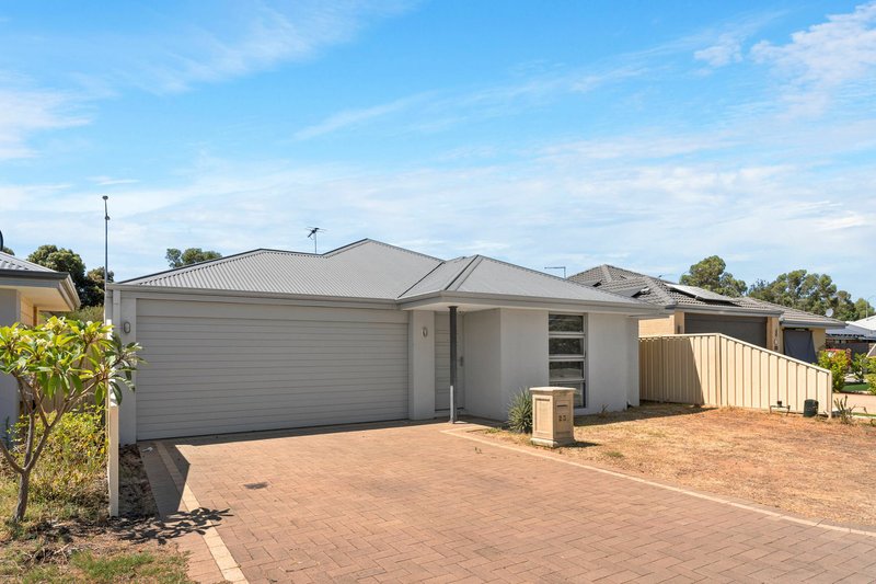 23 Mariposa Gardens, Success WA 6164