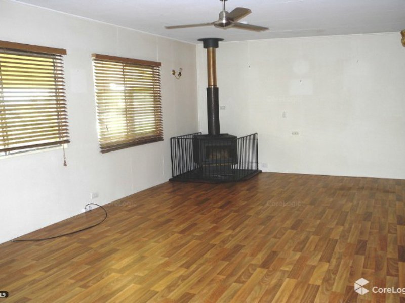 Photo - 23 Martin Street, Bororen QLD 4678 - Image 4