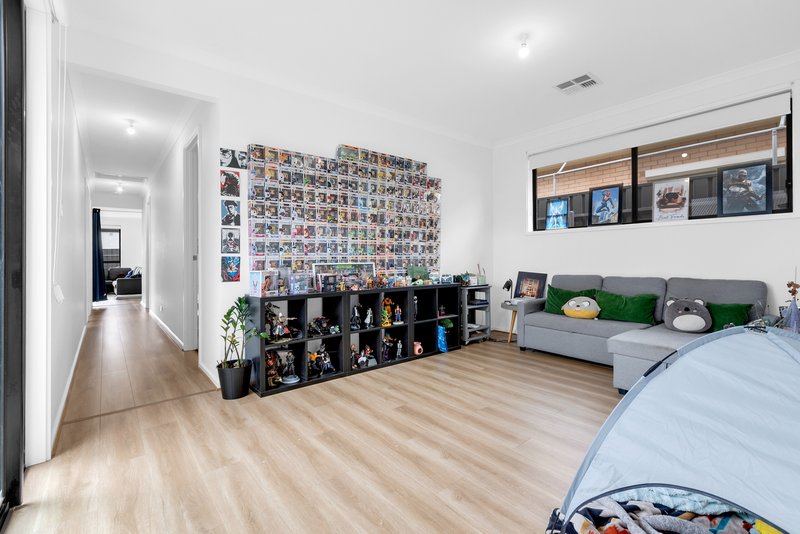 Photo - 23 Mary Street, Smithfield SA 5114 - Image 5