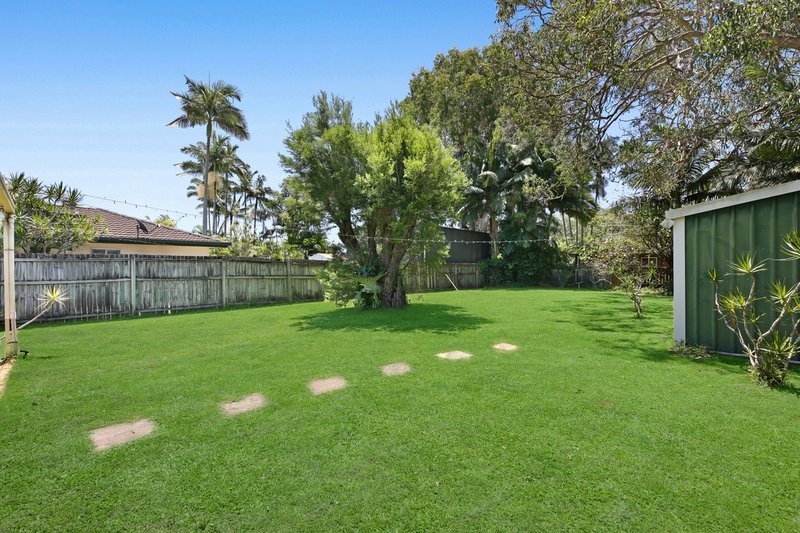 Photo - 23 Matilda Street, Burleigh Heads QLD 4220 - Image 12