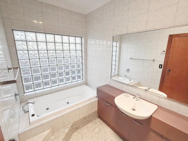 Photo - 23 Mayfield Avenue, Hectorville SA 5073 - Image 12