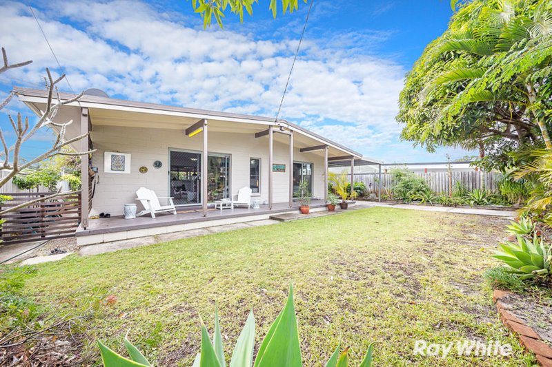 Photo - 23 Mcdowall Street, Bongaree QLD 4507 - Image 14