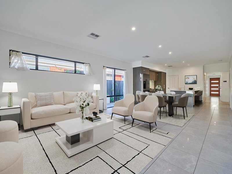 Photo - 23 Mcgibbon Street, Piara Waters WA 6112 - Image 2