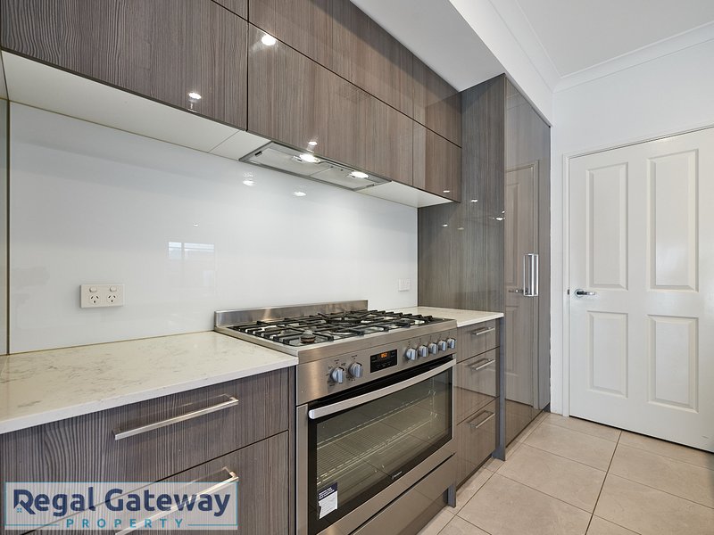 Photo - 23 Mcgibbon Street, Piara Waters WA 6112 - Image 4