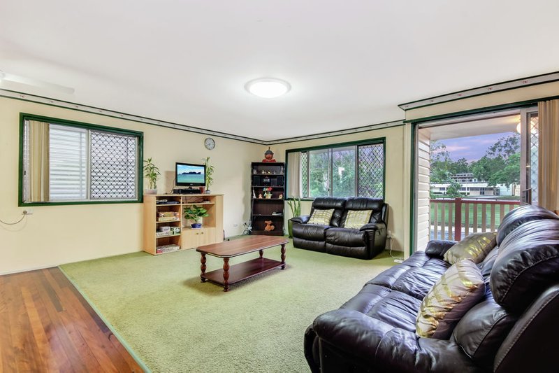 Photo - 23 Mcginn Road, Ferny Grove QLD 4055 - Image 5