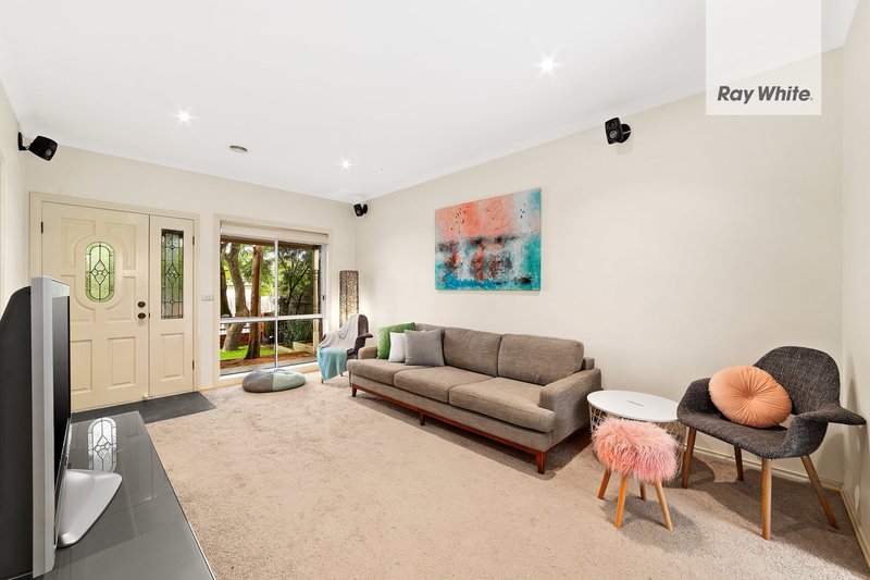 Photo - 23 Mcgowans Lane, Burwood VIC 3125 - Image 2