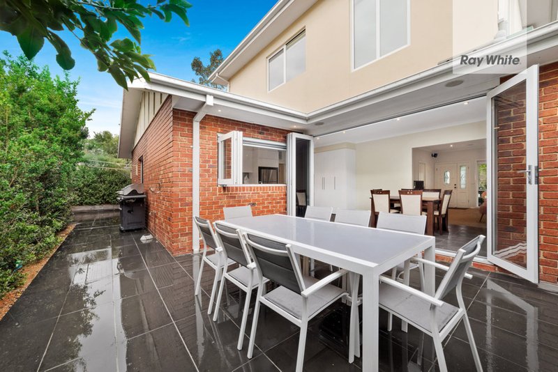 Photo - 23 Mcgowans Lane, Burwood VIC 3125 - Image 8