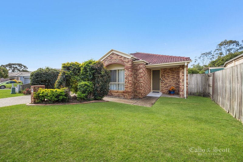 Photo - 23 Mckinlay Crescent, Murrumba Downs QLD 4503 - Image 3