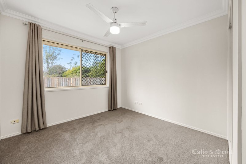 Photo - 23 Mckinlay Crescent, Murrumba Downs QLD 4503 - Image 12