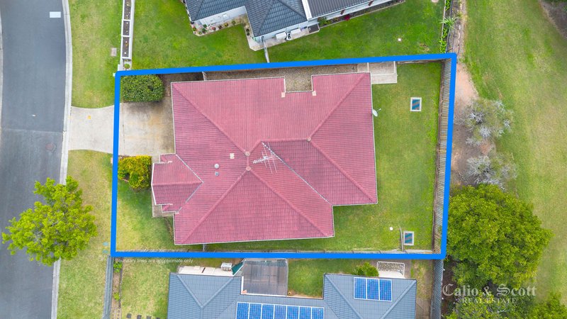 Photo - 23 Mckinlay Crescent, Murrumba Downs QLD 4503 - Image 18