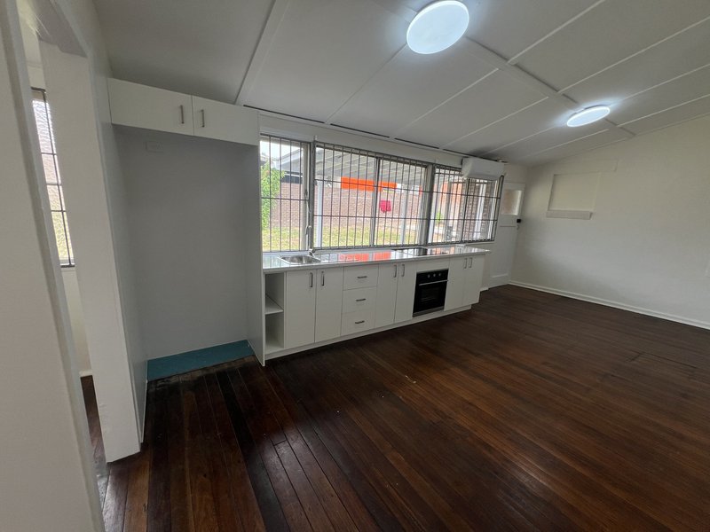 Photo - 2/3 Melbourne Street, Concord NSW 2137 - Image 4