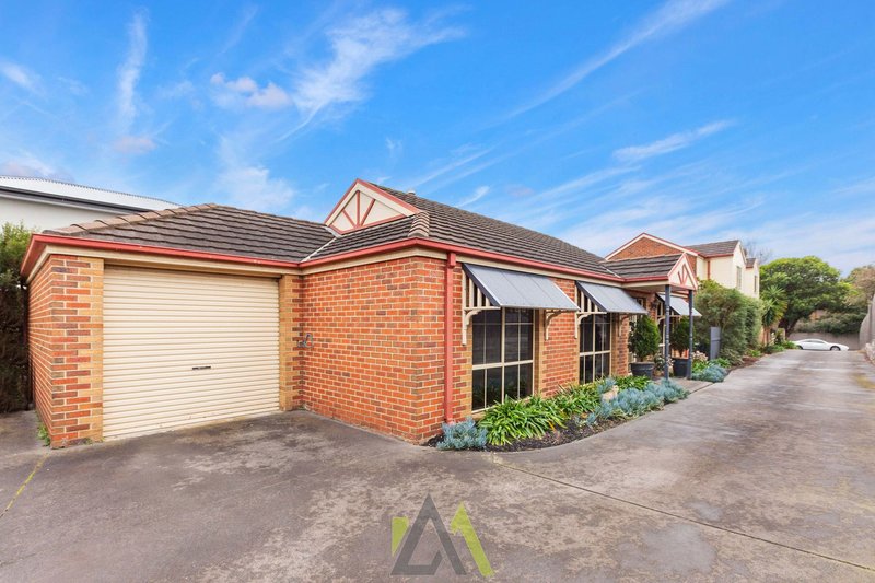 Photo - 2/3 Melville Avenue, Frankston VIC 3199 - Image 2