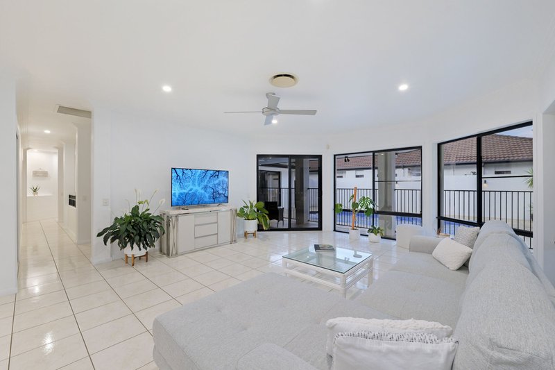 Photo - 23 Midden Place, Pelican Waters QLD 4551 - Image 6