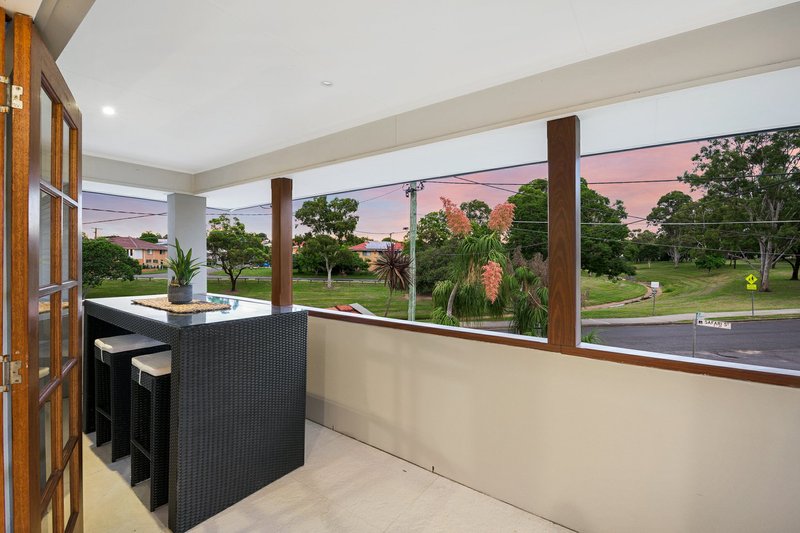 Photo - 23 Milburn Street, Chermside West QLD 4032 - Image 7