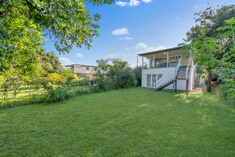 Photo - 23 Miles Street, Bald Hills QLD 4036 - Image 17