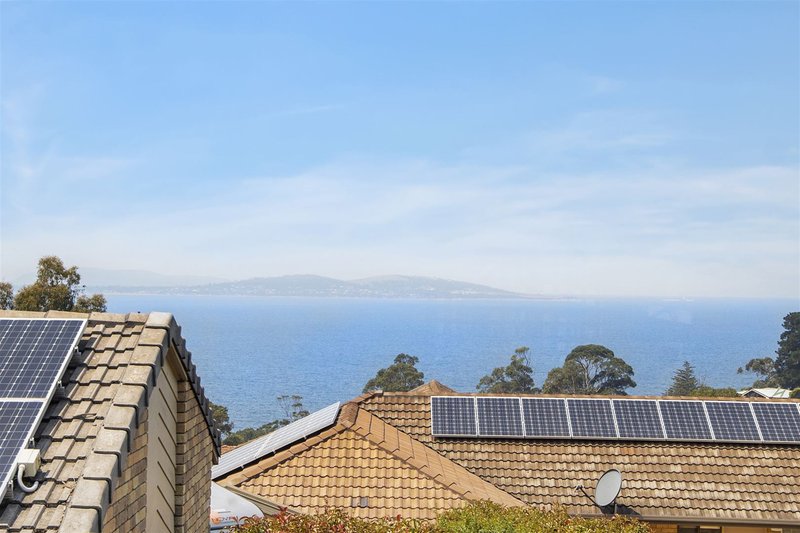 Photo - 23 Mirramar Park, Blackmans Bay TAS 7052 - Image 7