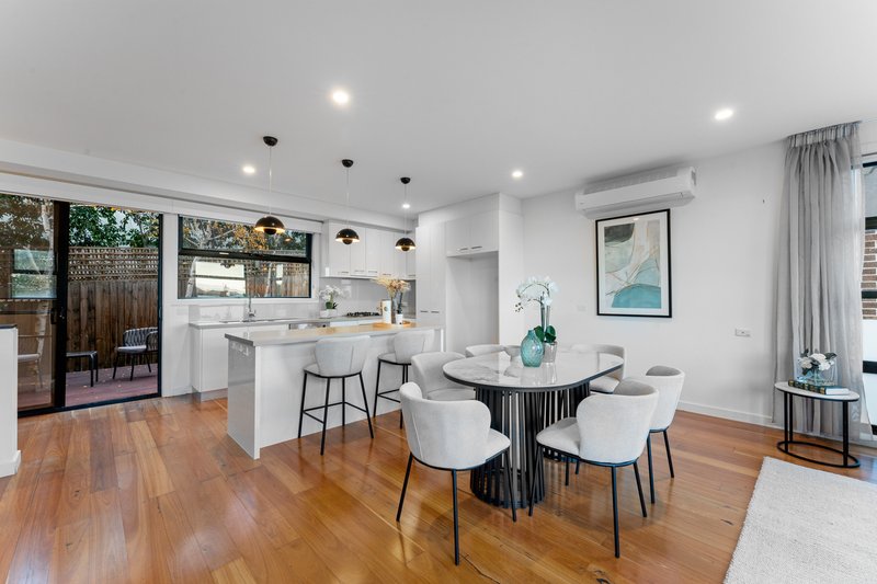 Photo - 23 Monica Street, Burwood VIC 3125 - Image 2