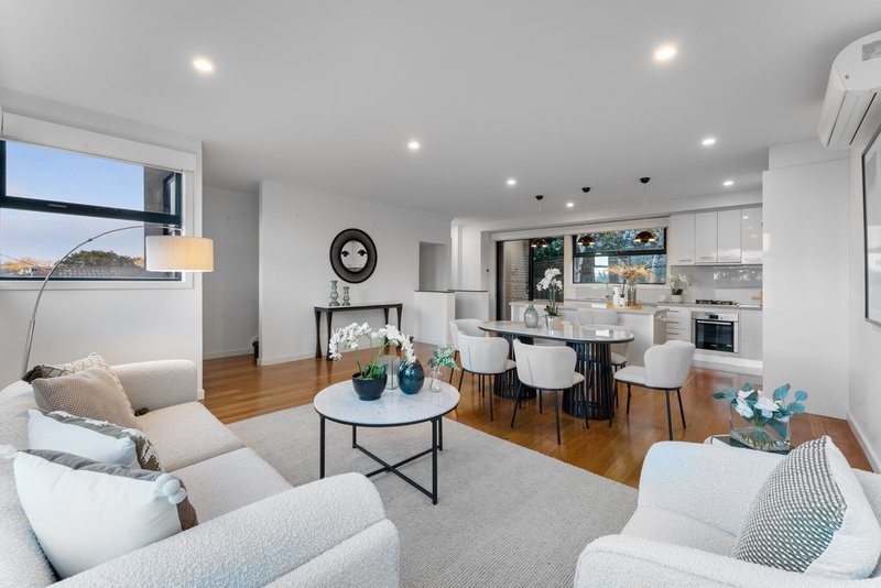 Photo - 23 Monica Street, Burwood VIC 3125 - Image 4