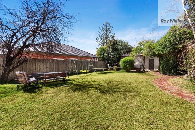 Photo - 23 Montpellier Road, Burwood VIC 3125 - Image 6