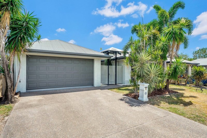 23 Moojeeba Way, Trinity Park QLD 4879