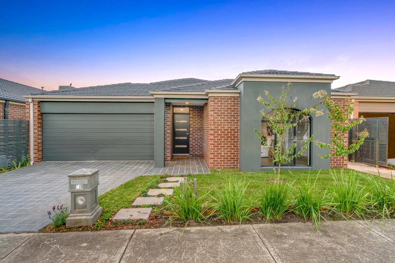 23 Moor Park Drive, Craigieburn VIC 3064