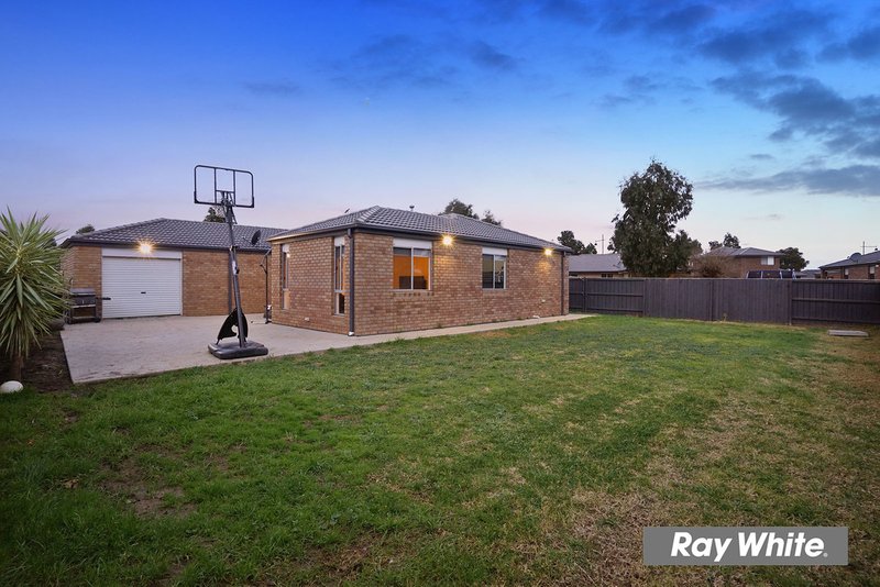 Photo - 23 Moorookyle Avenue, Tarneit VIC 3029 - Image 16