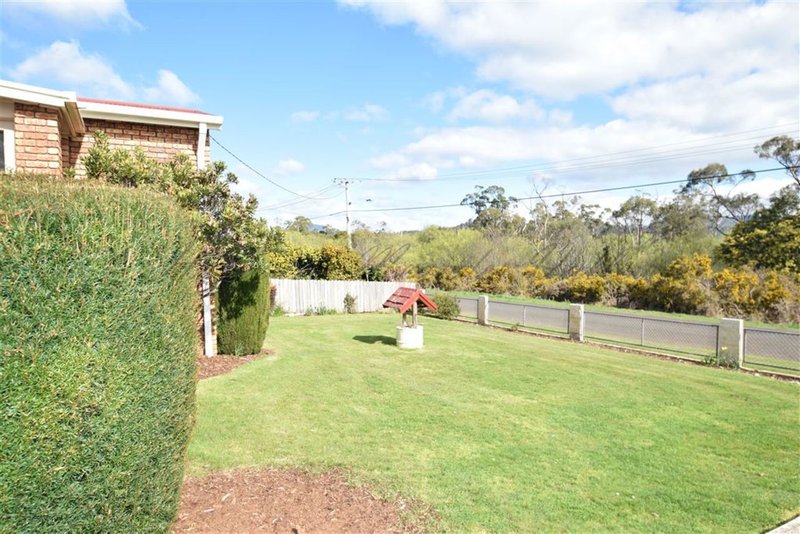 Photo - 23 Moriarty Street, Deloraine TAS 7304 - Image 2