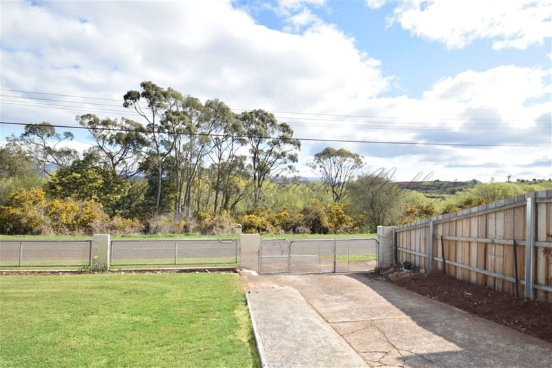 Photo - 23 Moriarty Street, Deloraine TAS 7304 - Image 3