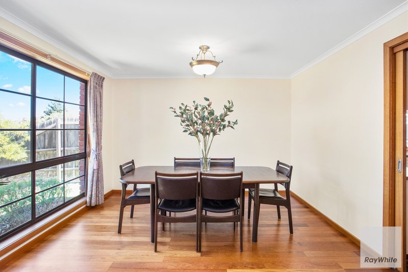 Photo - 23 Morris Drive, Keilor Downs VIC 3038 - Image 3