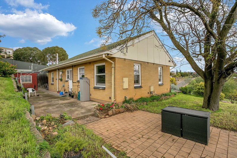 Photo - 23 Mostyn Road, Darlington SA 5047 - Image 6