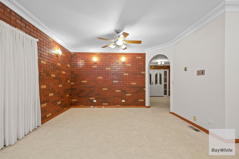 Photo - 23 Munich Drive, Keilor Downs VIC 3038 - Image 5