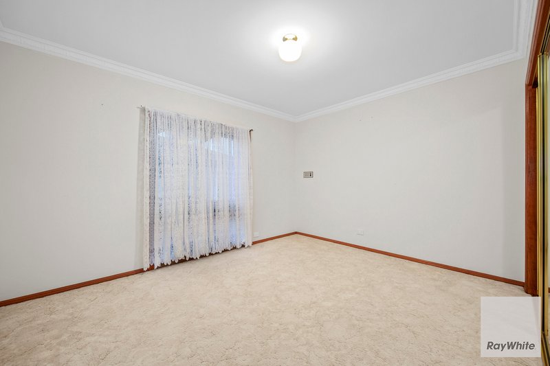 Photo - 23 Munich Drive, Keilor Downs VIC 3038 - Image 8