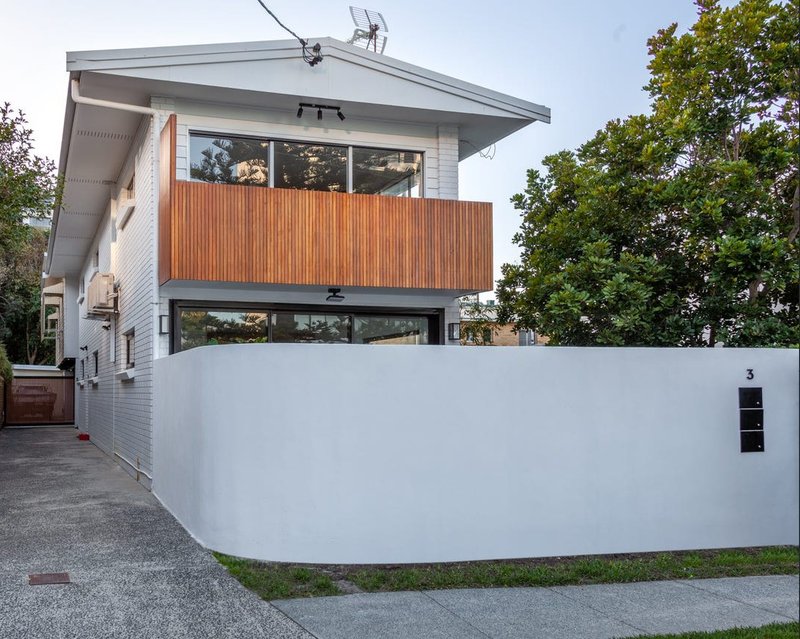 Photo - 2/3 Murraba Street, Currumbin QLD 4223 - Image 2